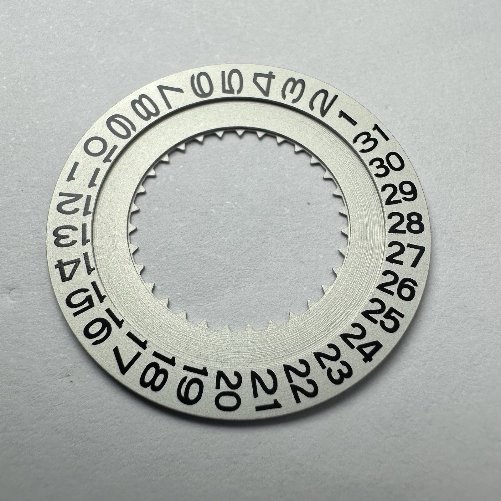 801 243 NOS ORIGINAL DATE WHEEL FOR VINTAGE SEIKO 2409 2419