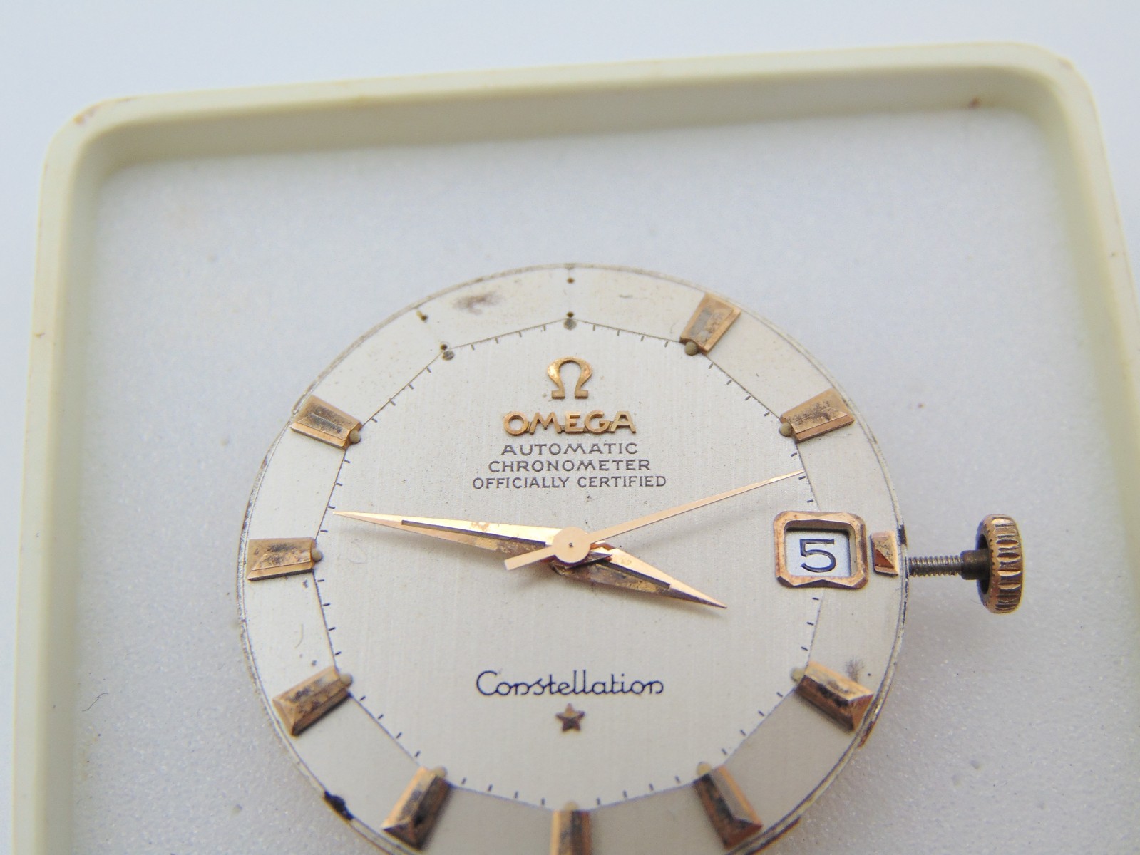 ORIGINAL OMEGA CONSTELLATION PIE PAN MOVEMENT COMPLETE – OMEGA 564 – ( WORKING )