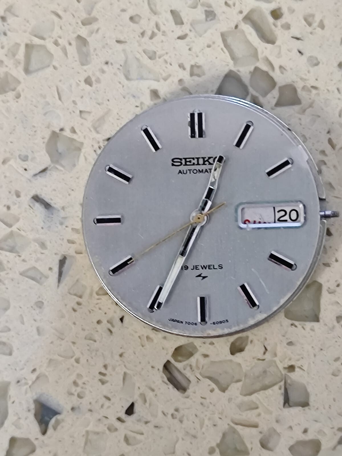 Vintage Seiko 7006-6000 Automatic Day Date – Not Work Good balance for parts