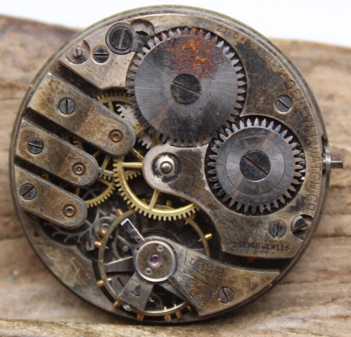 THREE FINGER ANTIQUE GENERAL SWISS POCKET WATCH MOVEMENT 7j 29.3mm (QC)