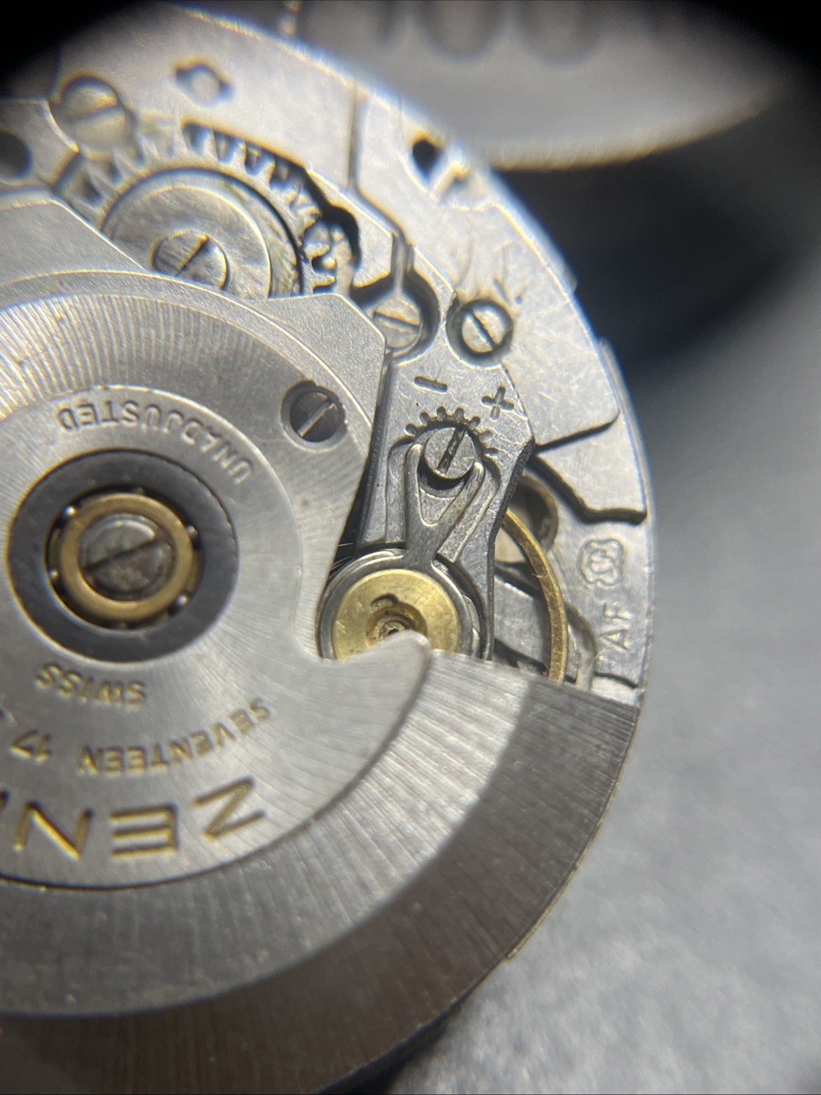 Zenith ETA Cal. 2832 Automatic Movement (015)