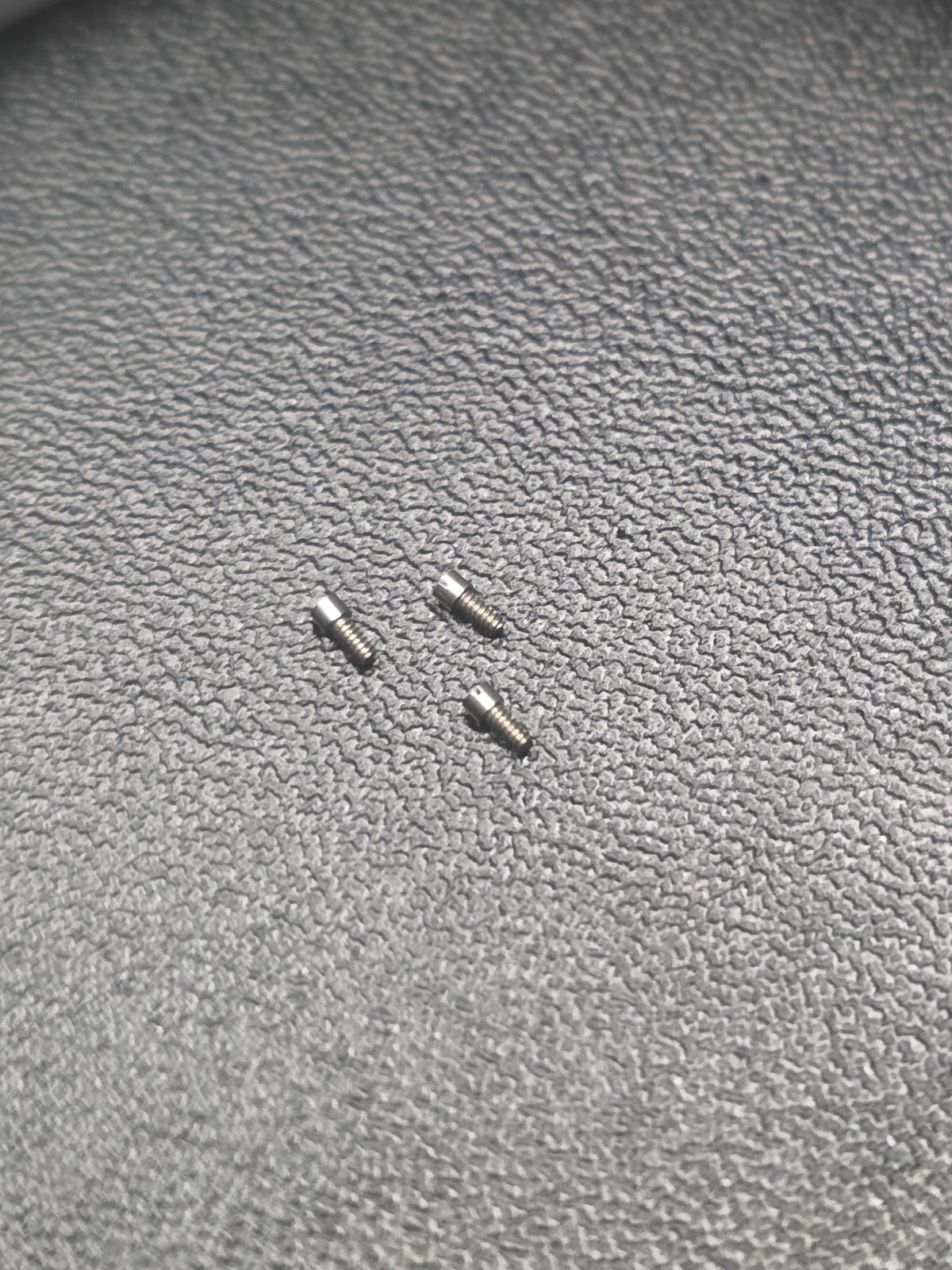Benrus BB4 Train Wheel Bridge w/ Original Screws 17J Movement Part cal ETA900