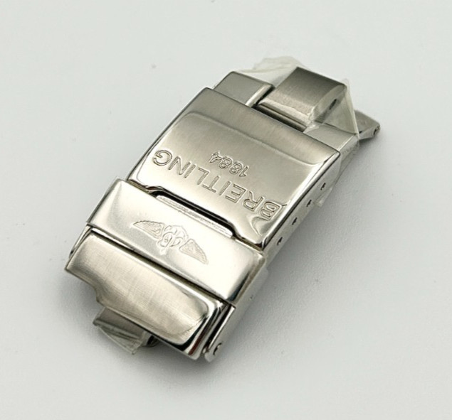 A Breitling 1884 Wristwatch Bracelet Buckle.
