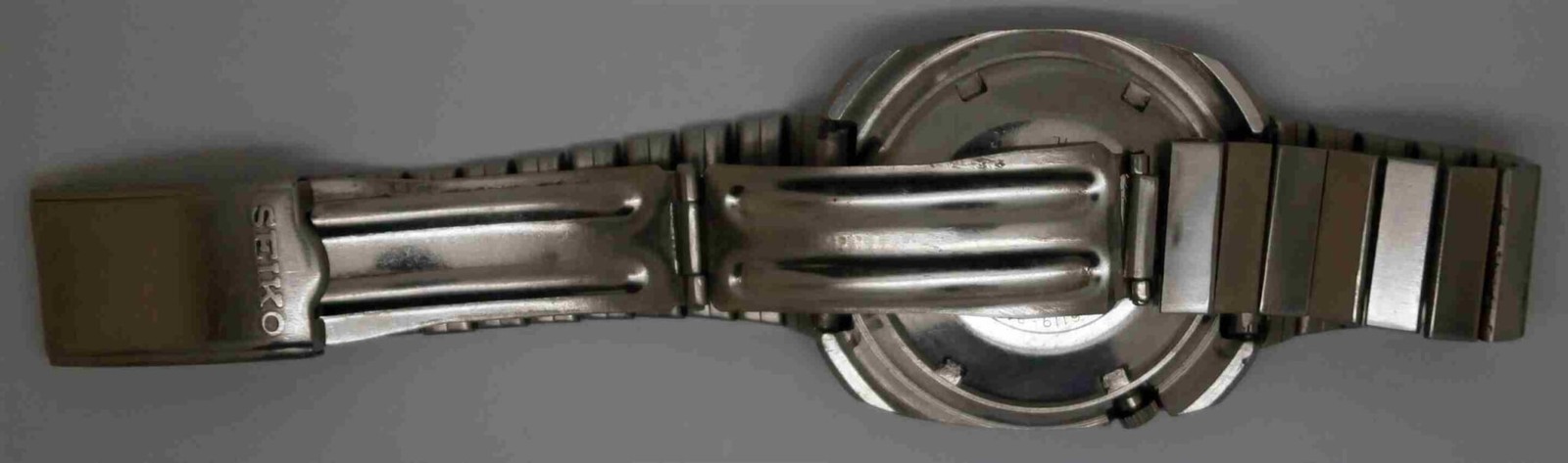 VTG SEIKO 5 Steel Watch. Ref: 6119-8430. Cal: 6119C. For Service