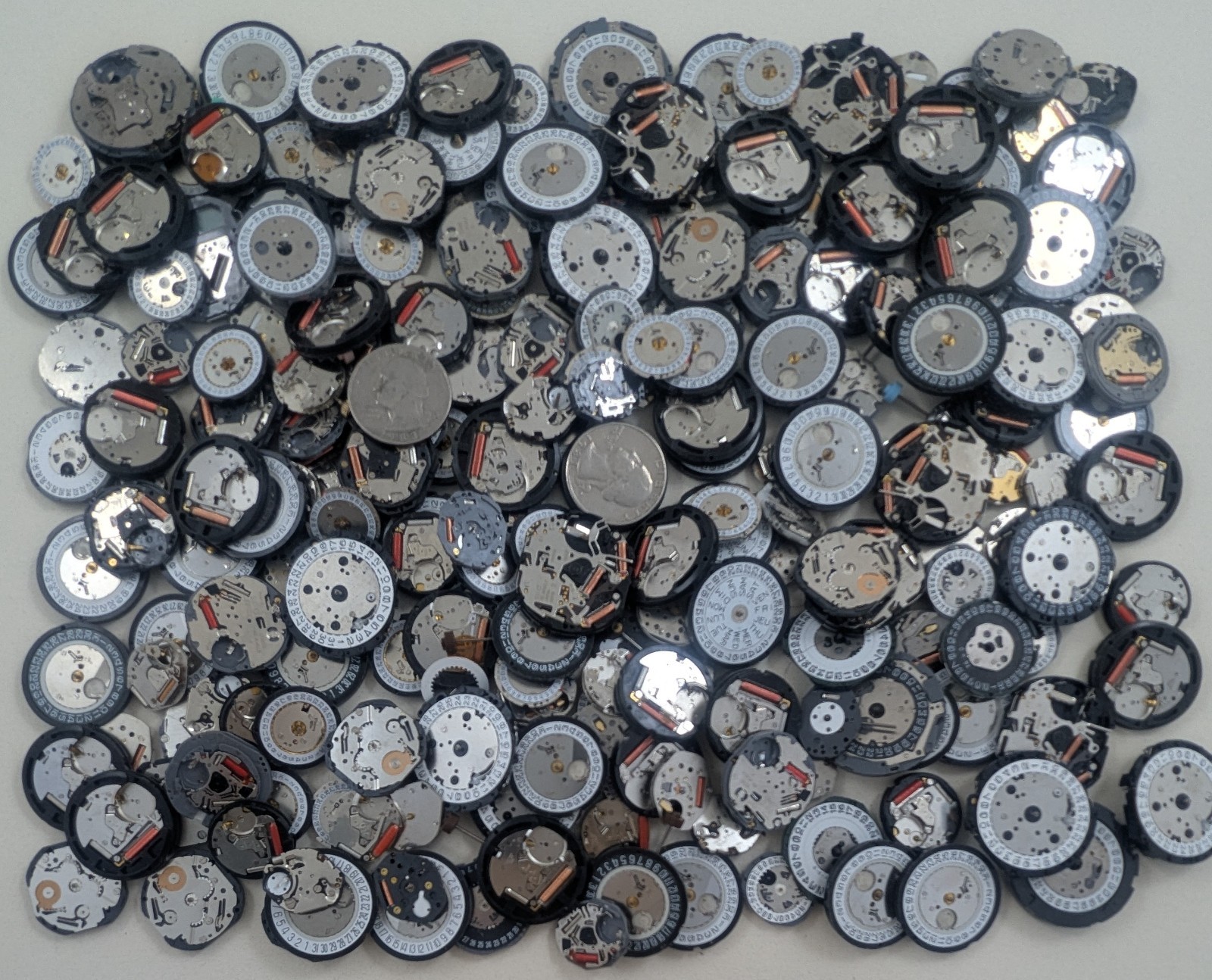 Over 200 Quartz Watch Movements R35