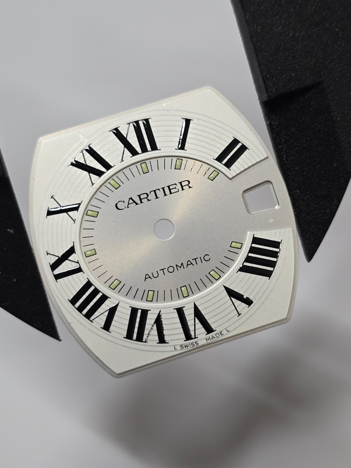 Genuine Cartier Roadster Silver Dial W62025V3 2510 26mm