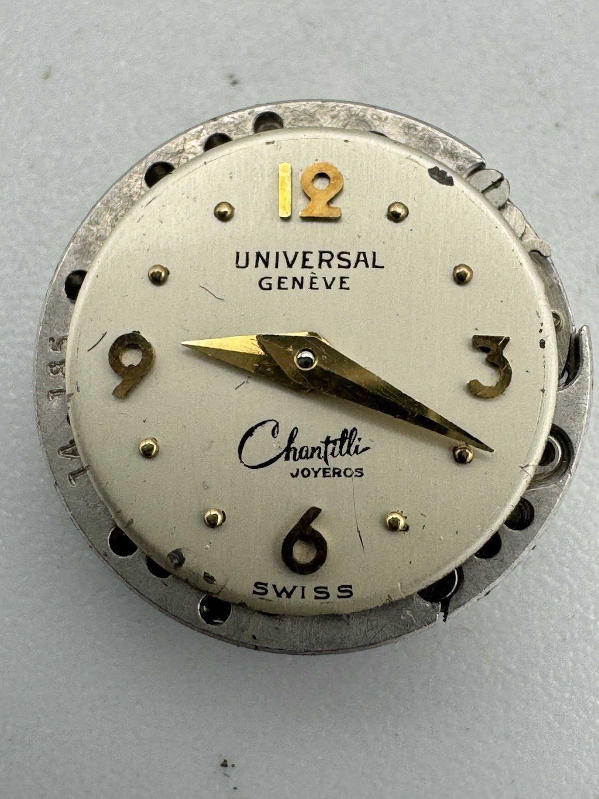 Vintage Universal Geneva 106U Ladies Wristwatch Movement For Parts Or Repair