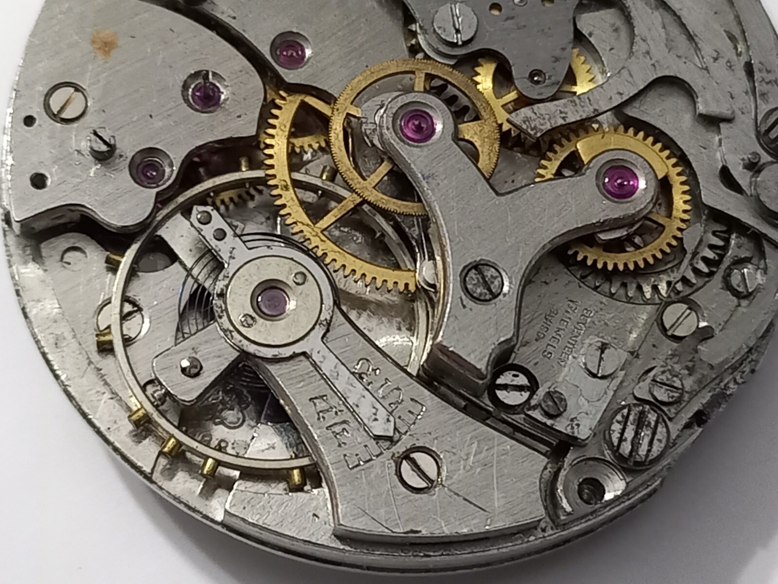 1940’S VENUS CAL 188 MOVEMENT FOR PARTS REPAIR – AS IS