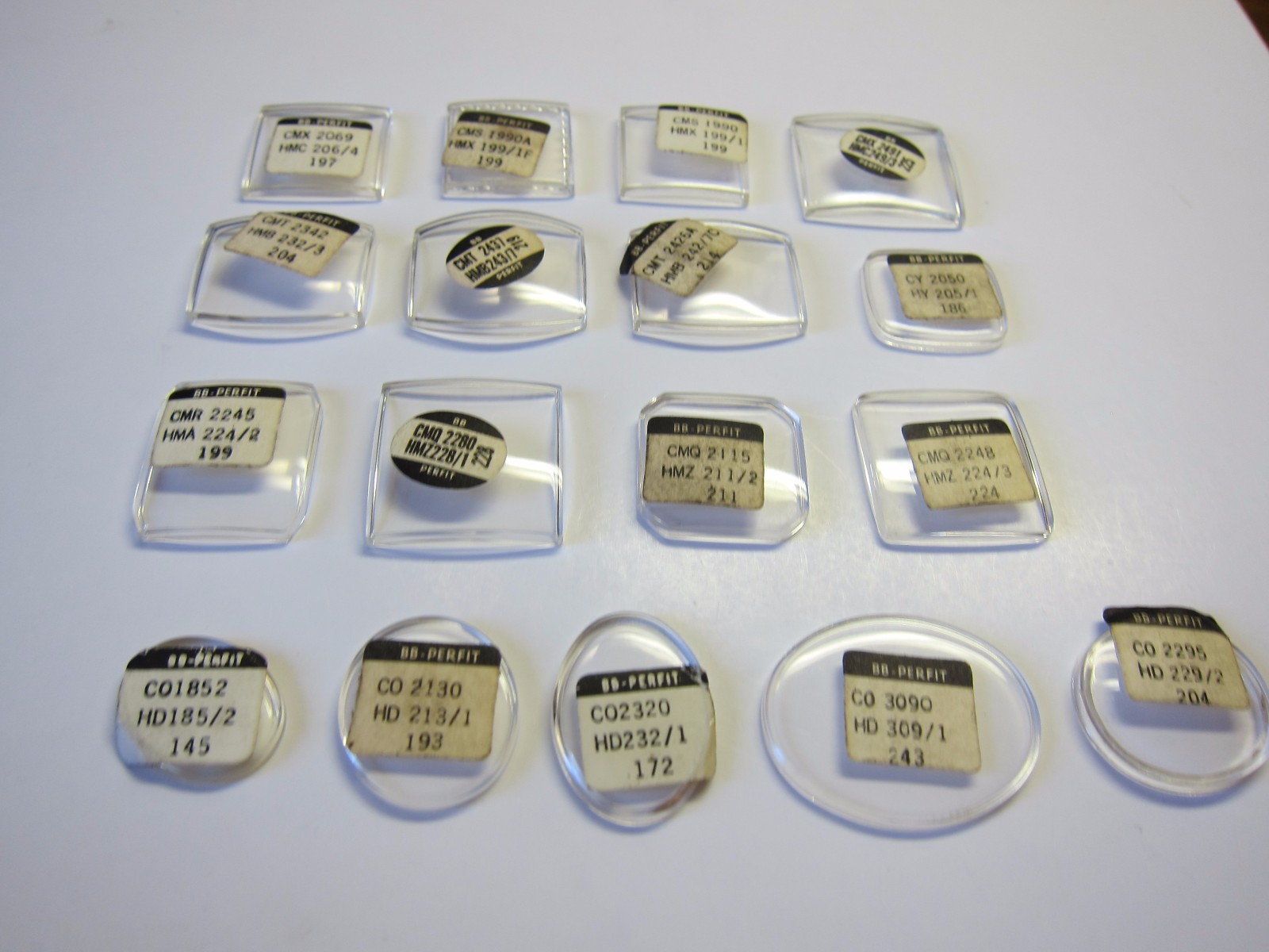 BULOVA GLASS WRIST WATCH CRYSTAL VARIOUS SIZES VINTAGE NOS