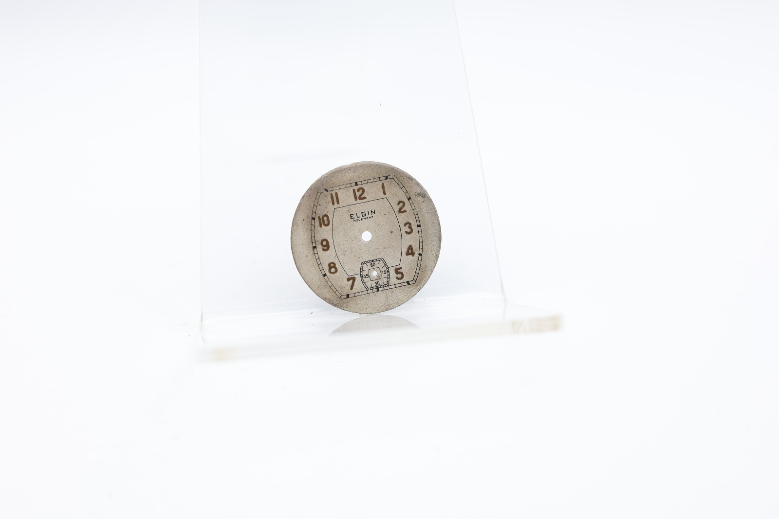 ELGIN ART DECO WRIST WATCH METAL DIAL 28.68mm DIAMETER (KU)