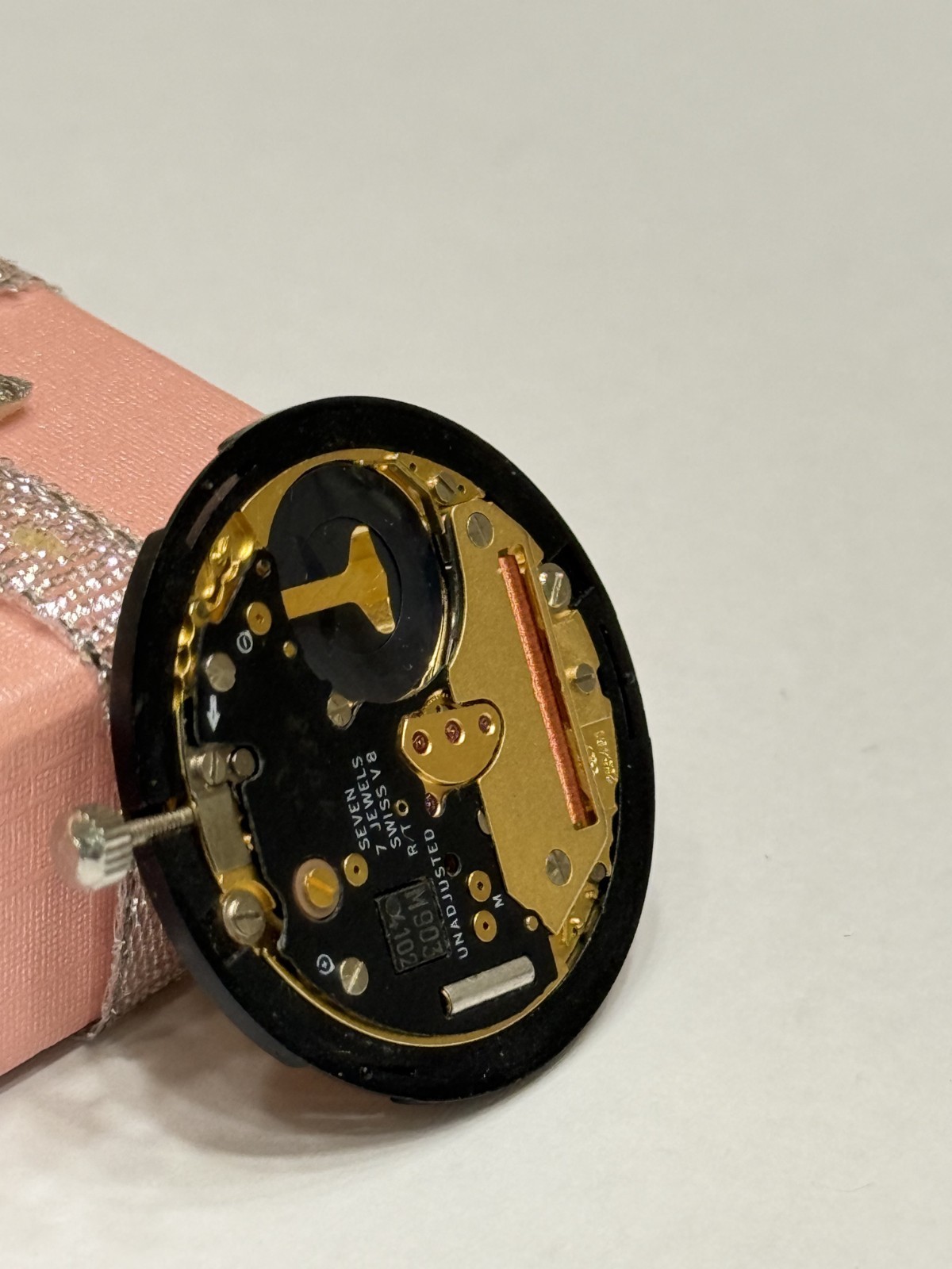 Movement Omega Eta 255.461 Quartz Swiss Made 7 Jewels In Working Condition