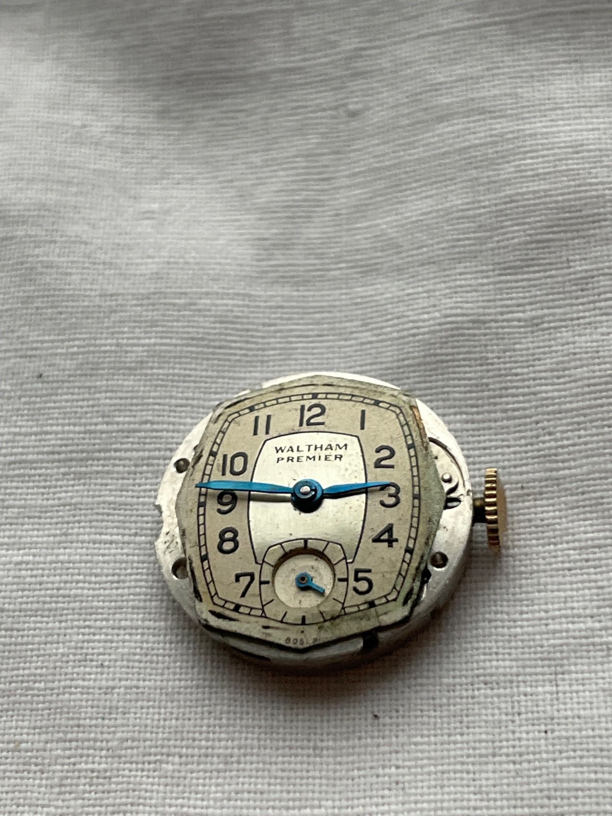 Waltham Premier – movement for women watches RUNS