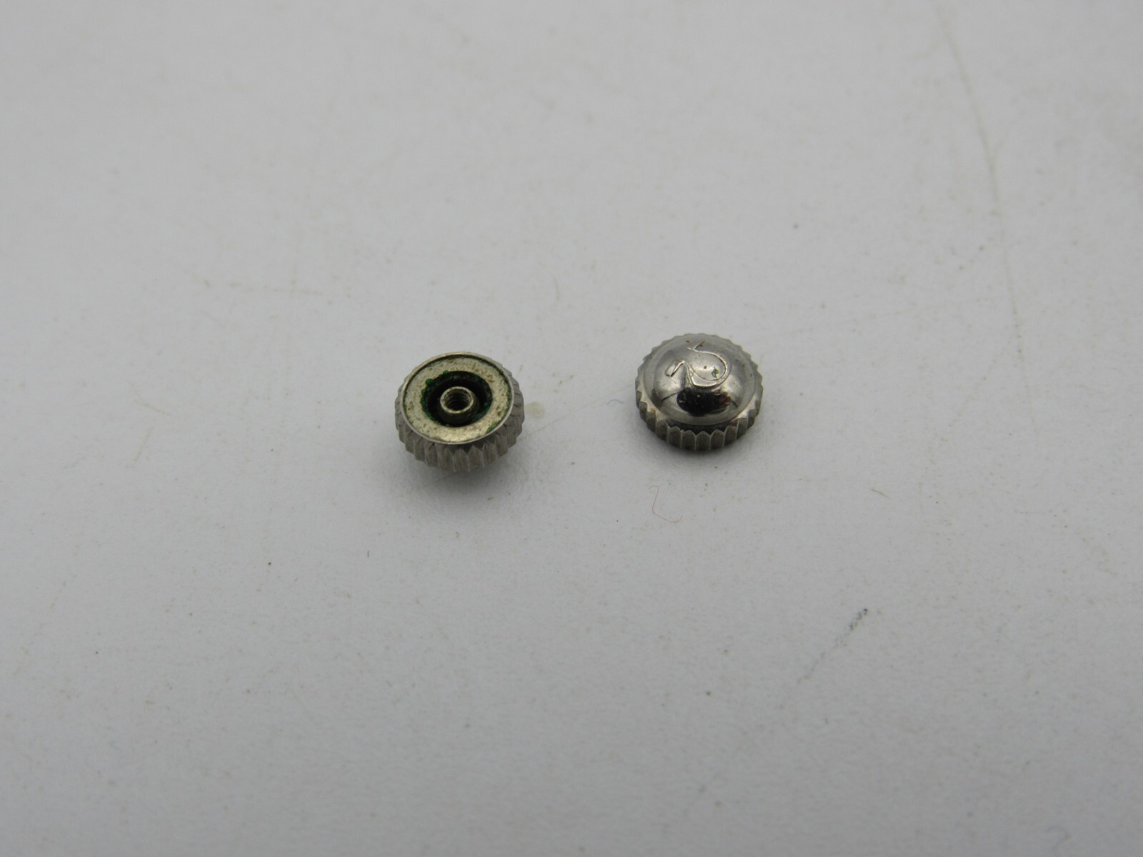 OMEGA 13.5 Dome SS Yellow 2.5mm open 5.05mm Diameter Tap 9 for Parts 1/order H2