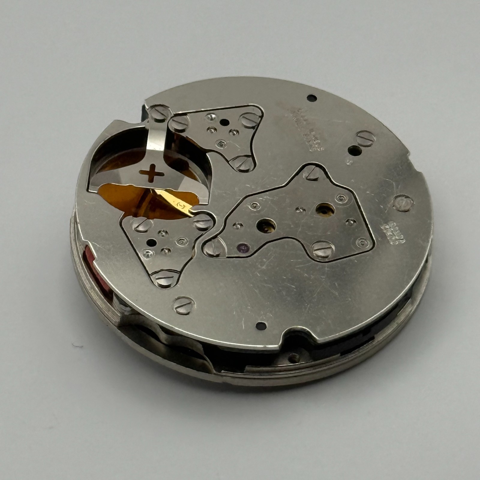 Ronda 5040.D Watch Movement Quartz Swiss Date 6 Jewels Vintage Parts 28.5mm