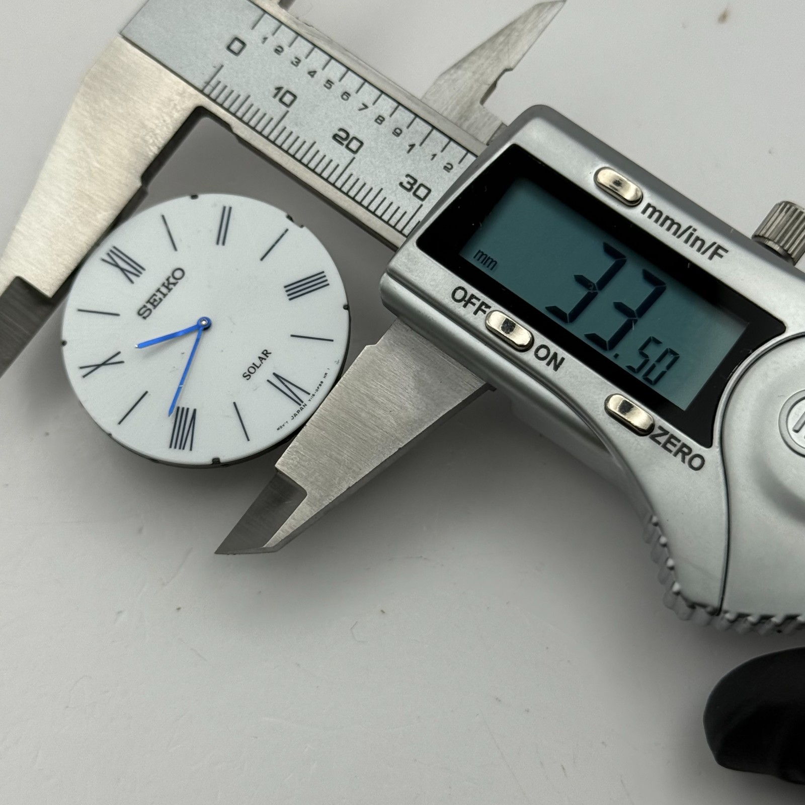 Seiko V115-0FB8 Watch Dial Solar White Japan Vintage Spare Parts Repair 33.5mm