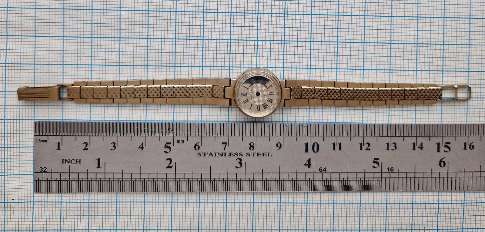 CASE for Vintage Soviet LADIES Mechanical Wristwatch CHAIKA. USSR.