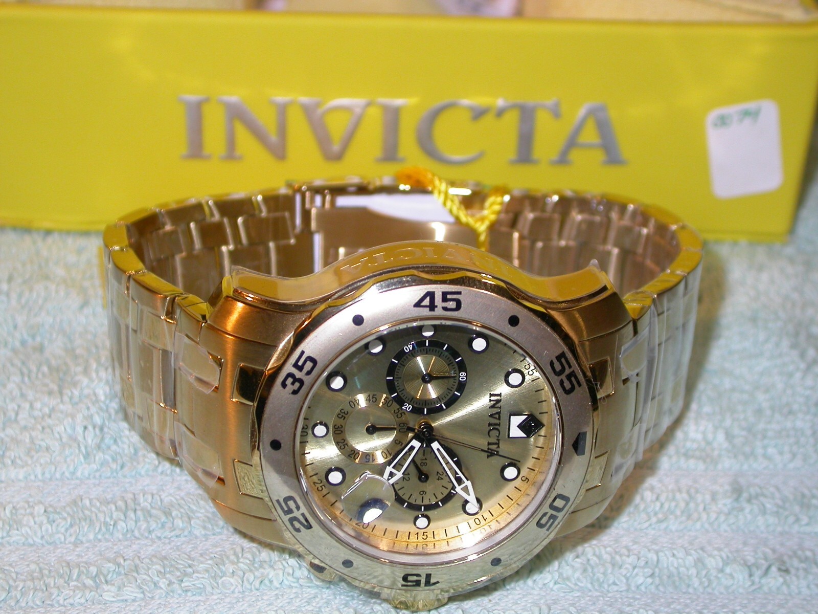 Invicta 0074 Pro Diver Men’s 48mm gold dial gold bezel Chronograph Watch