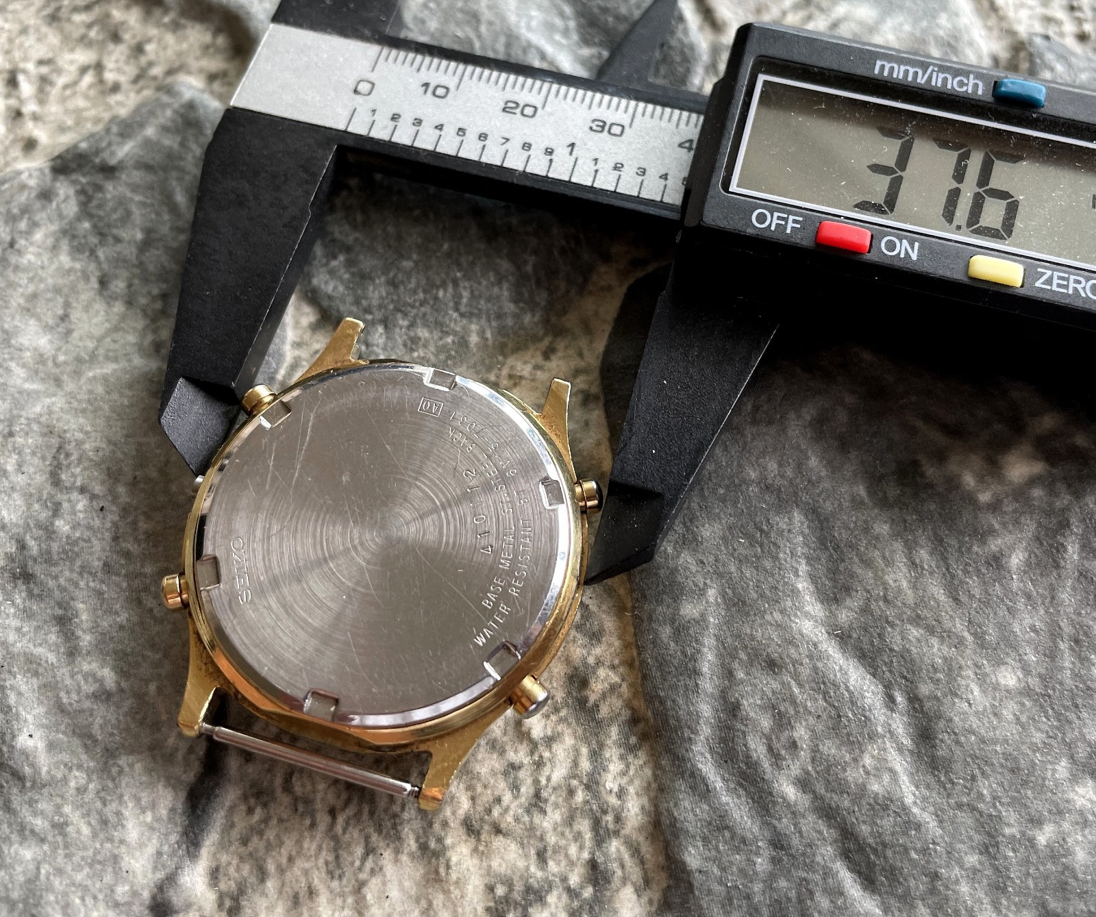 ✩ Vintage SEIKO 6M15-7031 wristwatch CASE