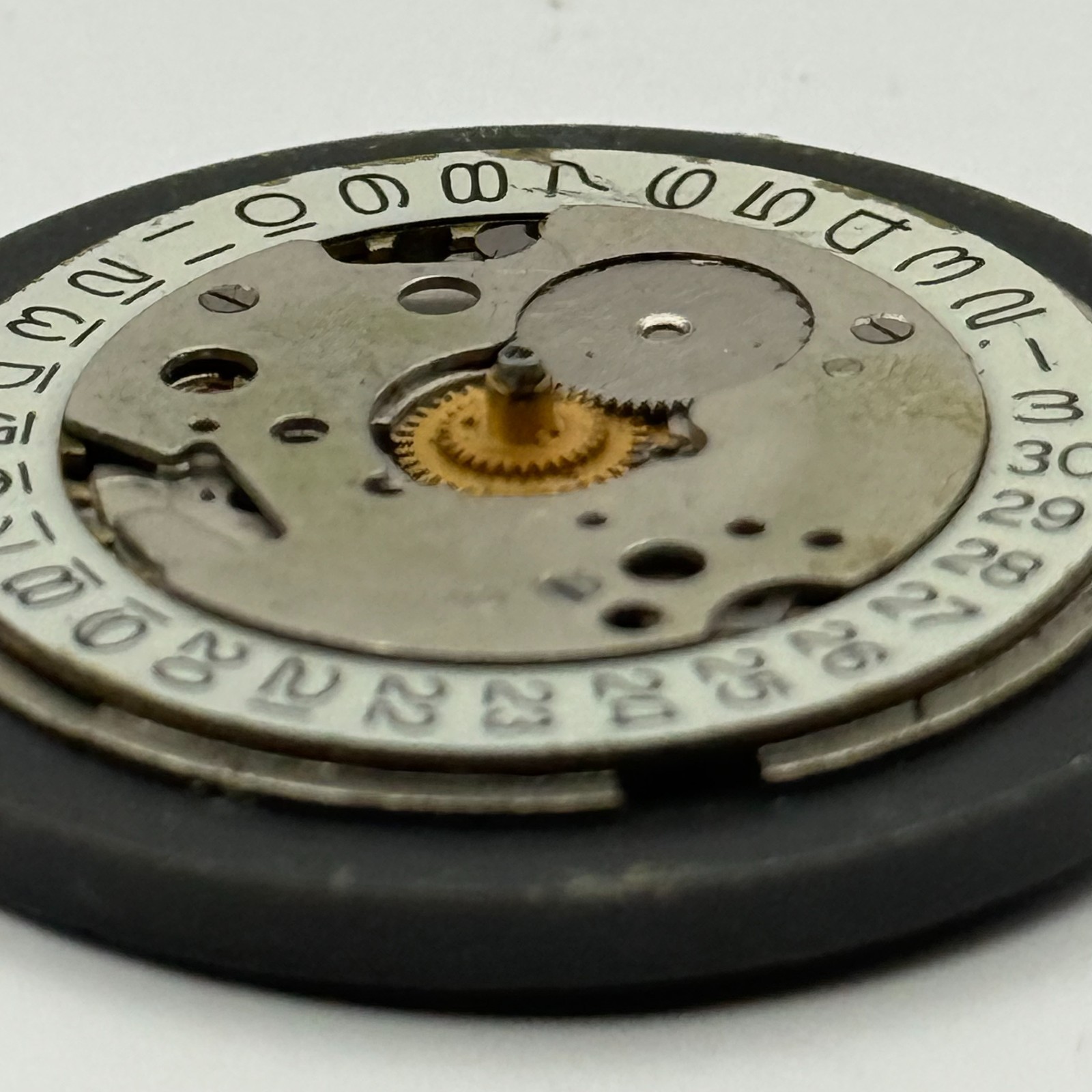 Sekonda Date Watch Movement Incomplete Manual Wind Vintage Parts Repair 25.7mm