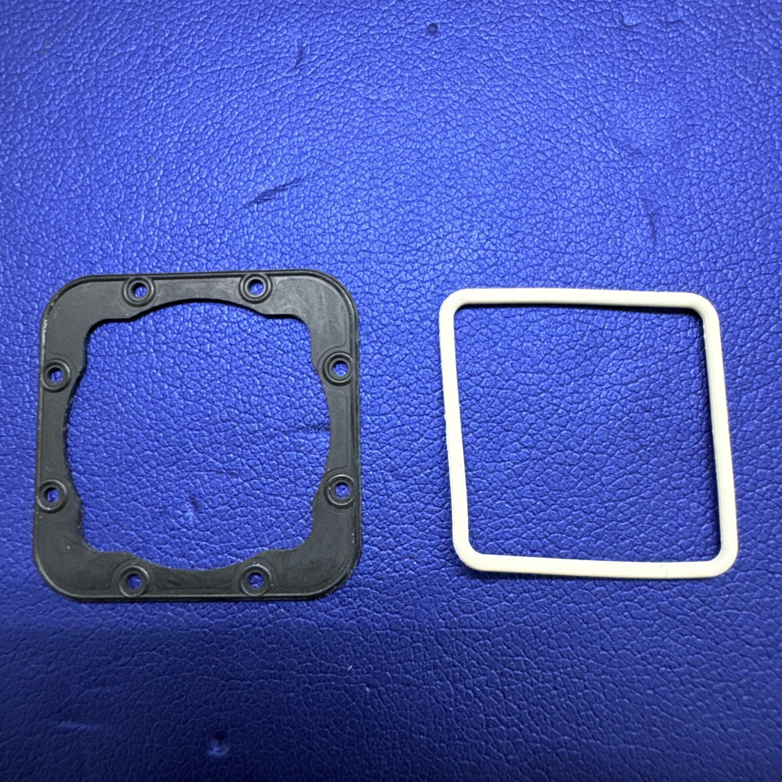 Cartier Santos Galbee Set Of Gaskets