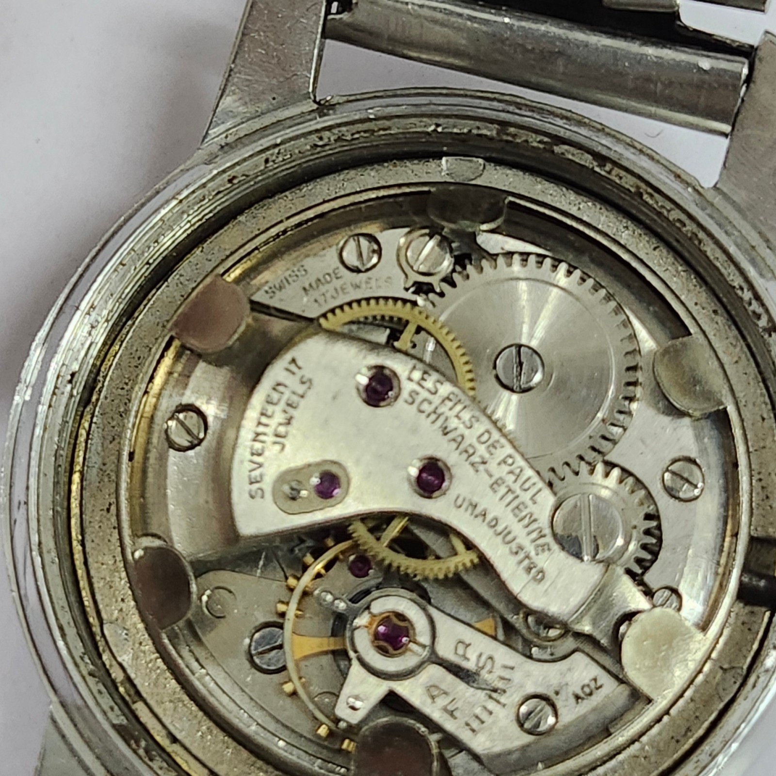 Swiss Atlantis Watch 17 Jewels Mechanical Schwarz-Etienne AOZ Movement Running