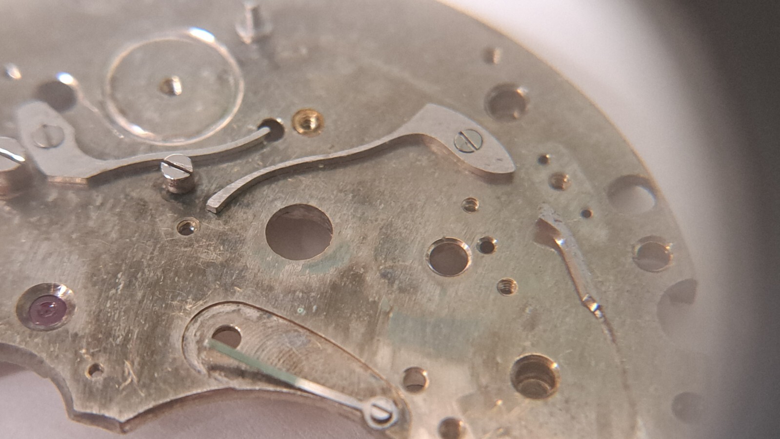 Valjoux 24 top bridge and 3 screws pre-o -Wakmann Breitling Military