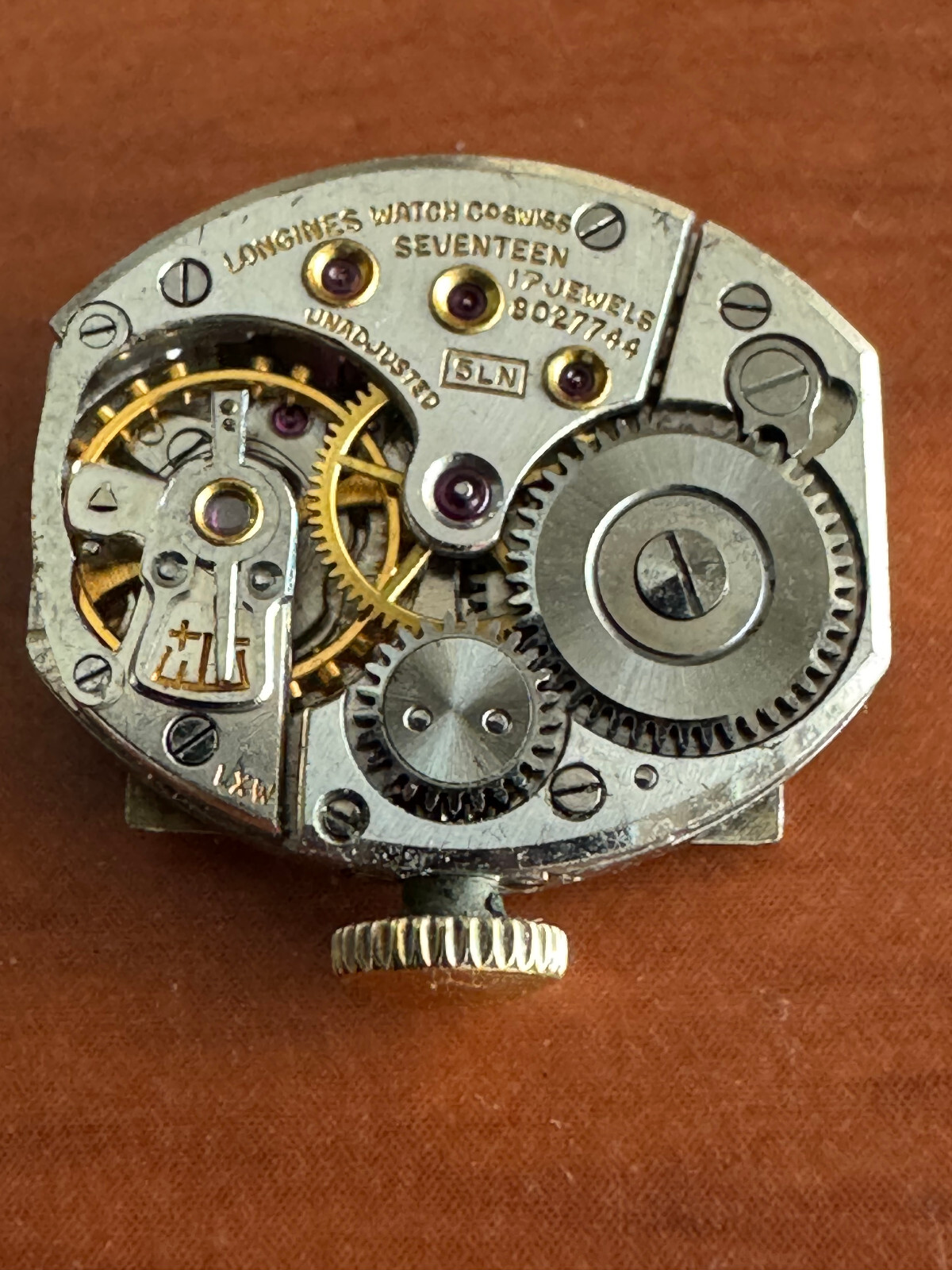 VINTAGE LADIES LONGINES WRIST WATCH MOVEMENT, CAL. 5LN, KEEPING TIME, 17 JEWEL