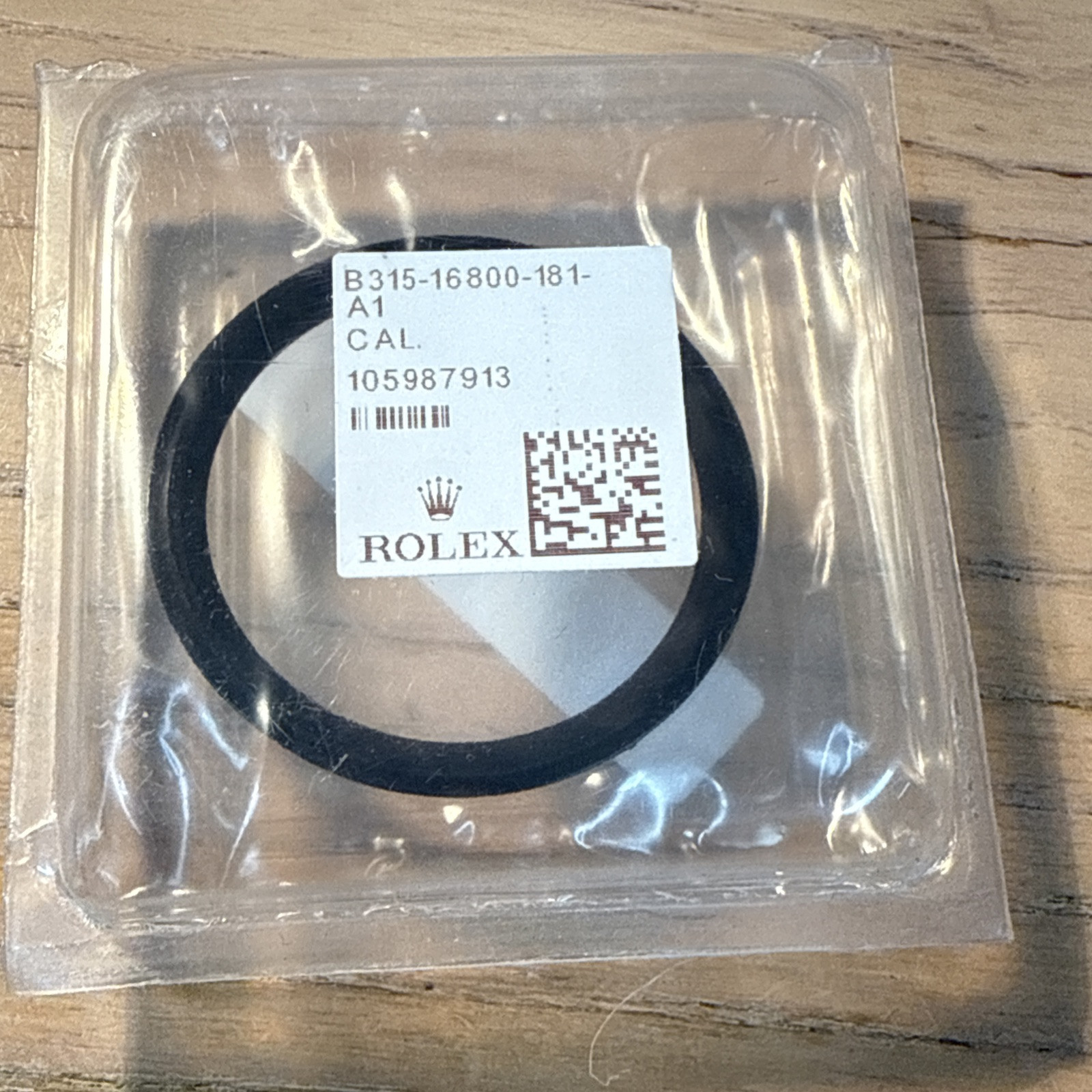 ROLEX BLACK BEZEL INSERT FOR SUBMARINER BRAND NEW SEALED B315-16800-181-A1 16610