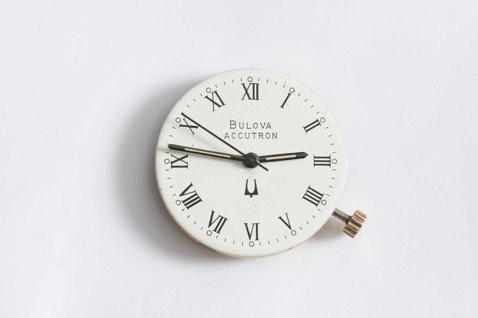 BULOVA ACCUTRON MOVEMENT Cal 2180, WITH DIAL, HANDS AND CROWN item# e10898