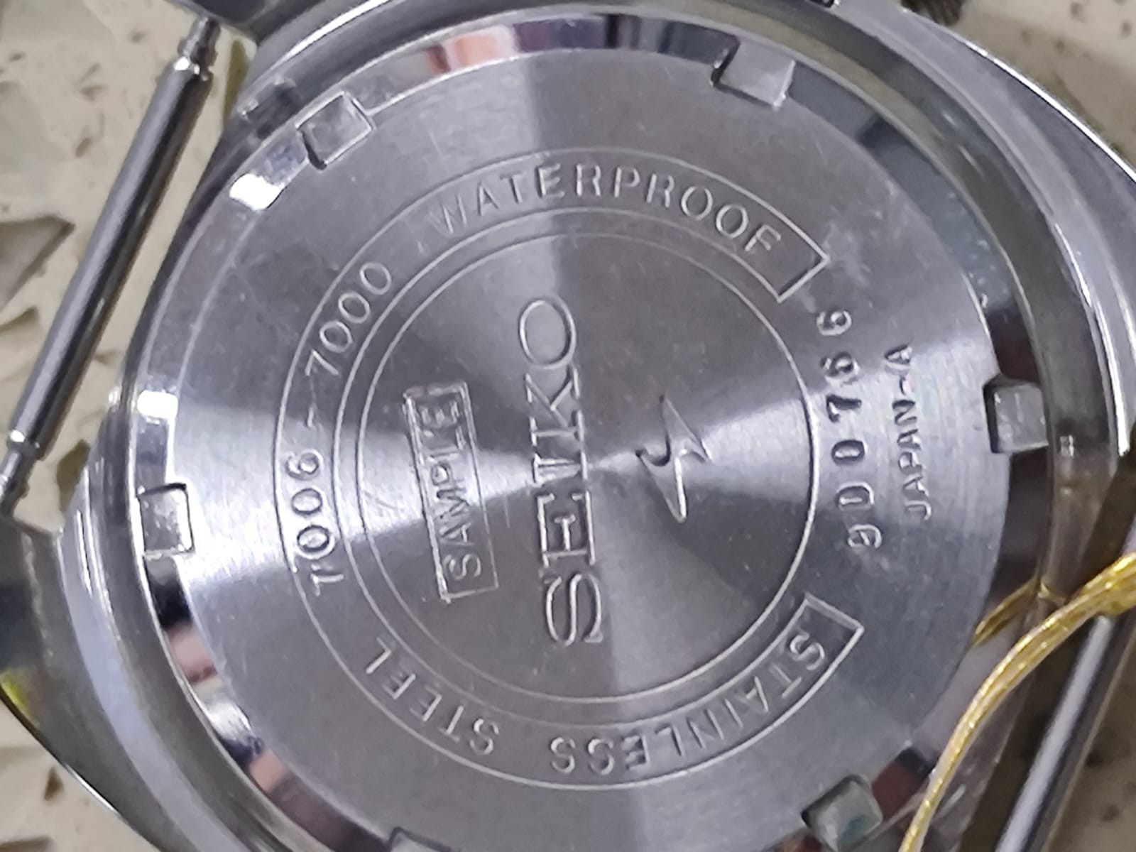 Seiko 7006-7000 Part CASE & Hands & crown Japan – sample NOS 1979