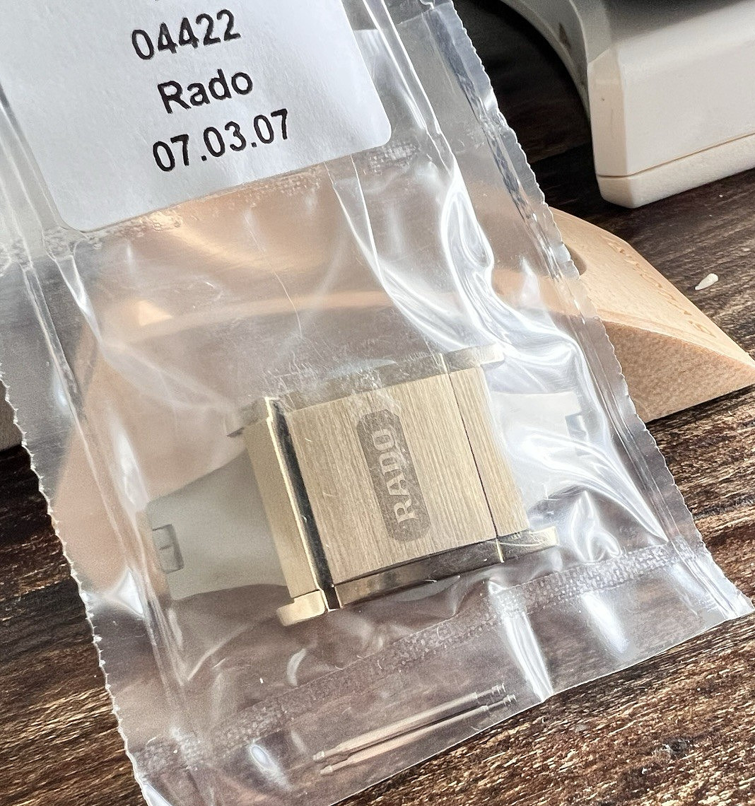 Rado Watch CLASP NEW SEALED REF 72-04422 INTEGRAL GOLD /TITANIUM 15/19 MM SWISS