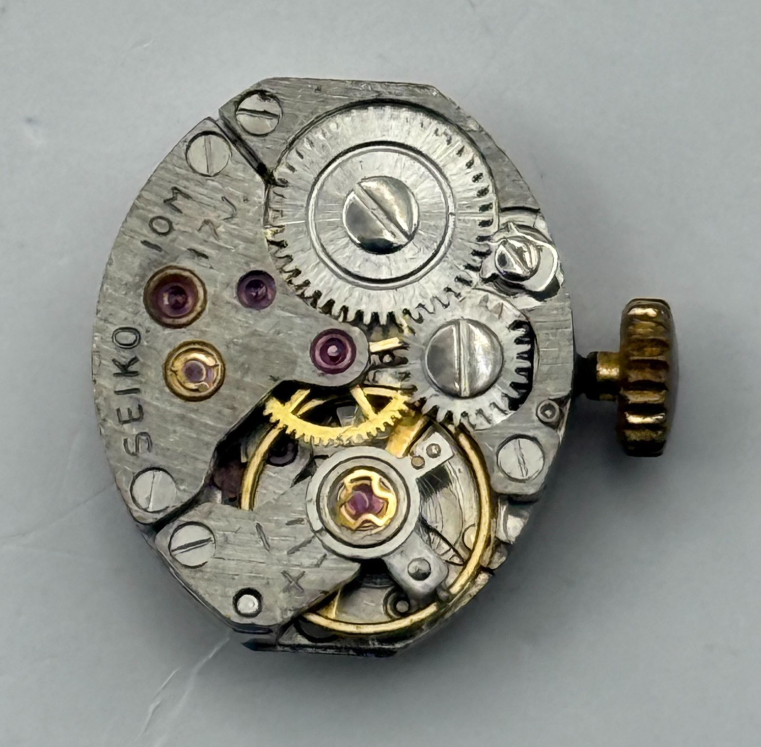 Seiko 10M Watch Movement Diashock 17 Jewels Ladies Vintage Parts Repair 15.7mm