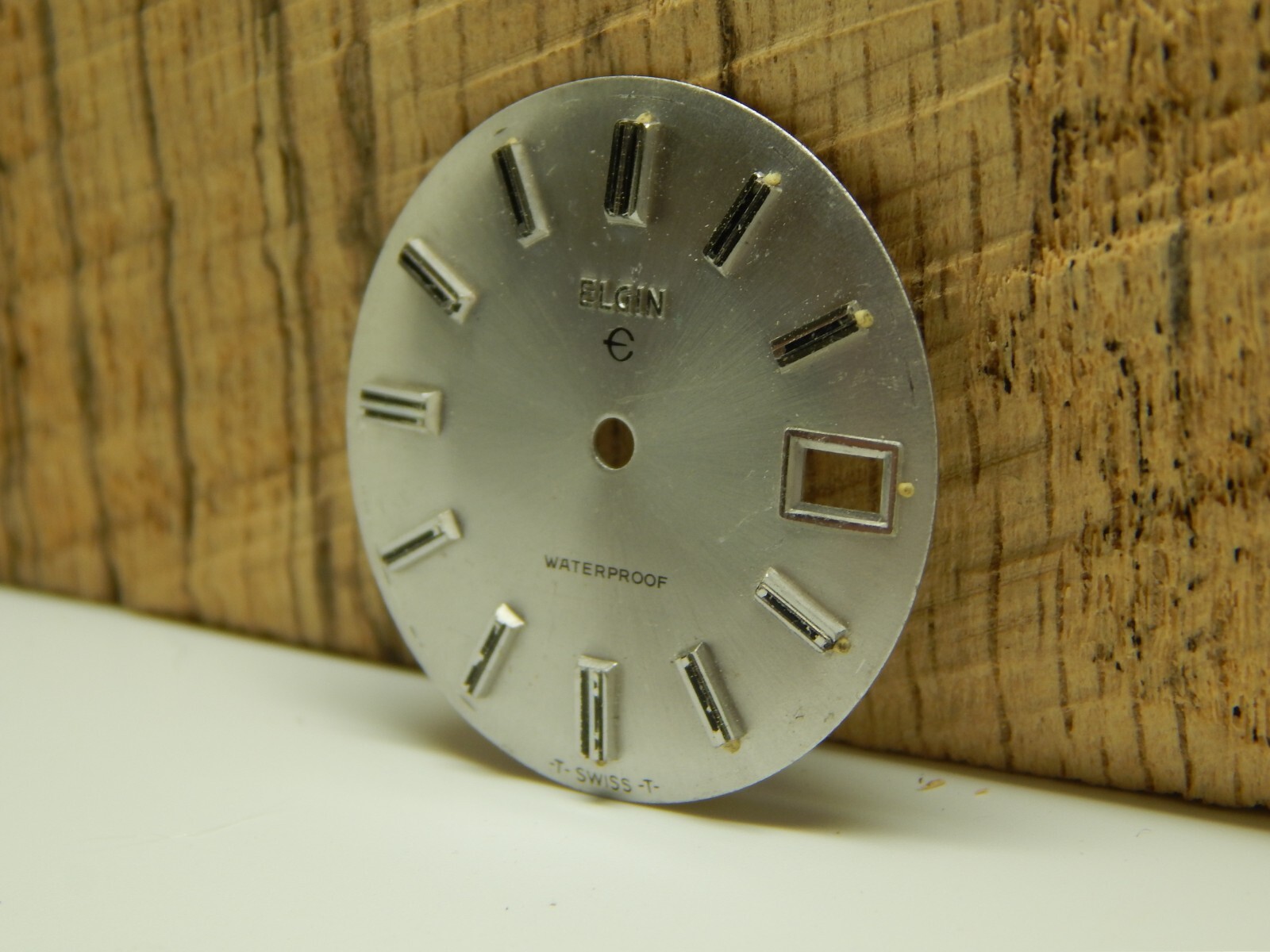 Beautiful Elgin Silver Waterproof Watch Dial 28.6mm Diameter NEW OLD STOCK