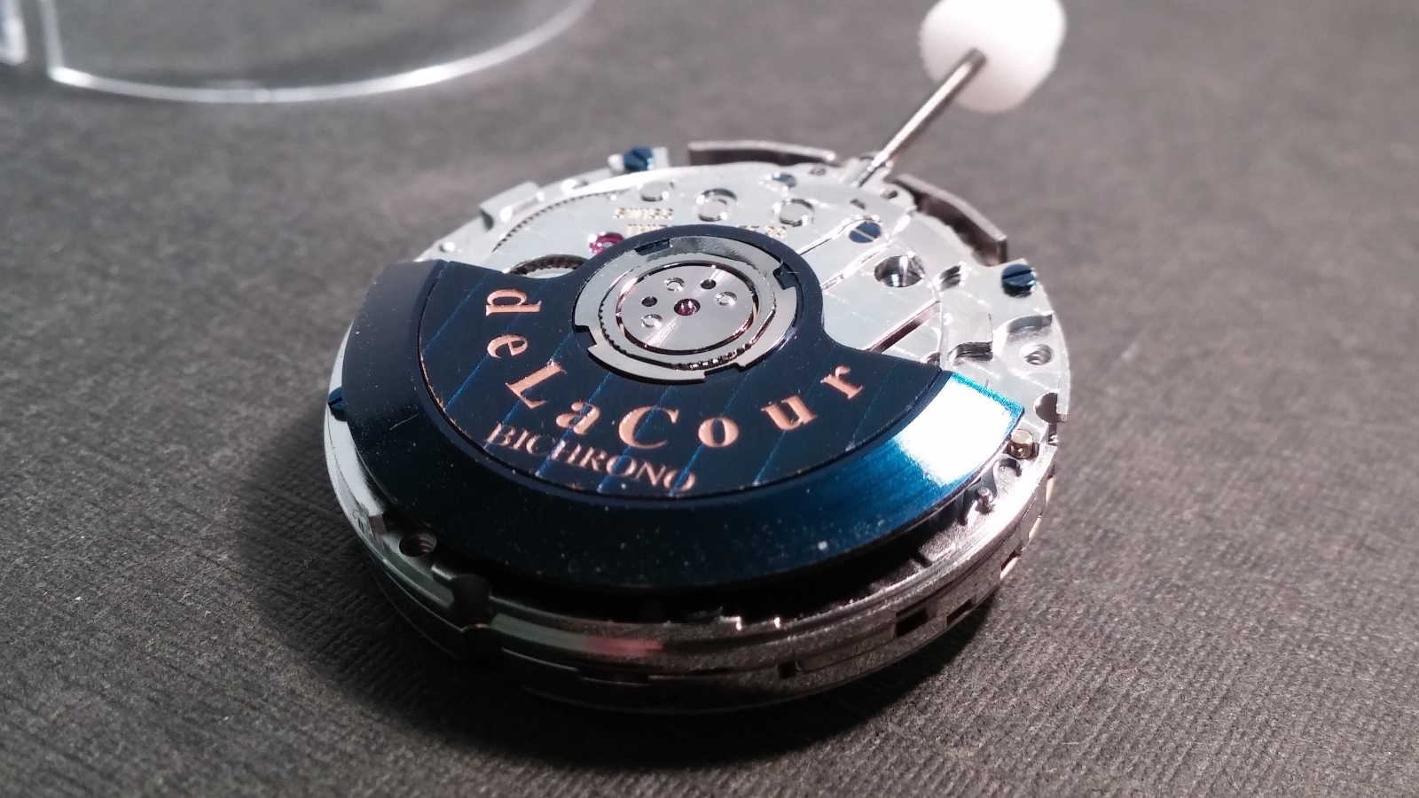 ETA 2094 Chronograph automatic calendar movement, deLaCour 33 Jewels