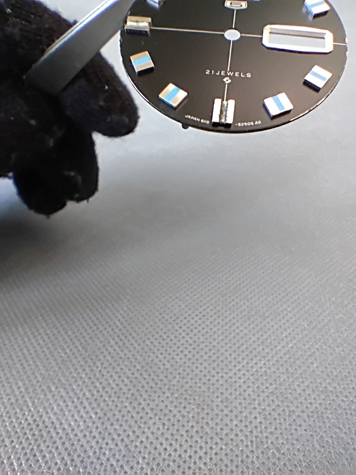 Genuine Seiko 5 6119 – 21 Jewels 28.5mm Dial