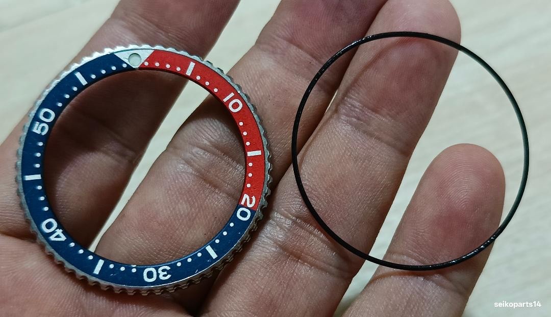 ORIGINAL SEIKO BEZEL MATTE PEPSI INSERT 7548-700B 7548-700F ALSO 6309-729A