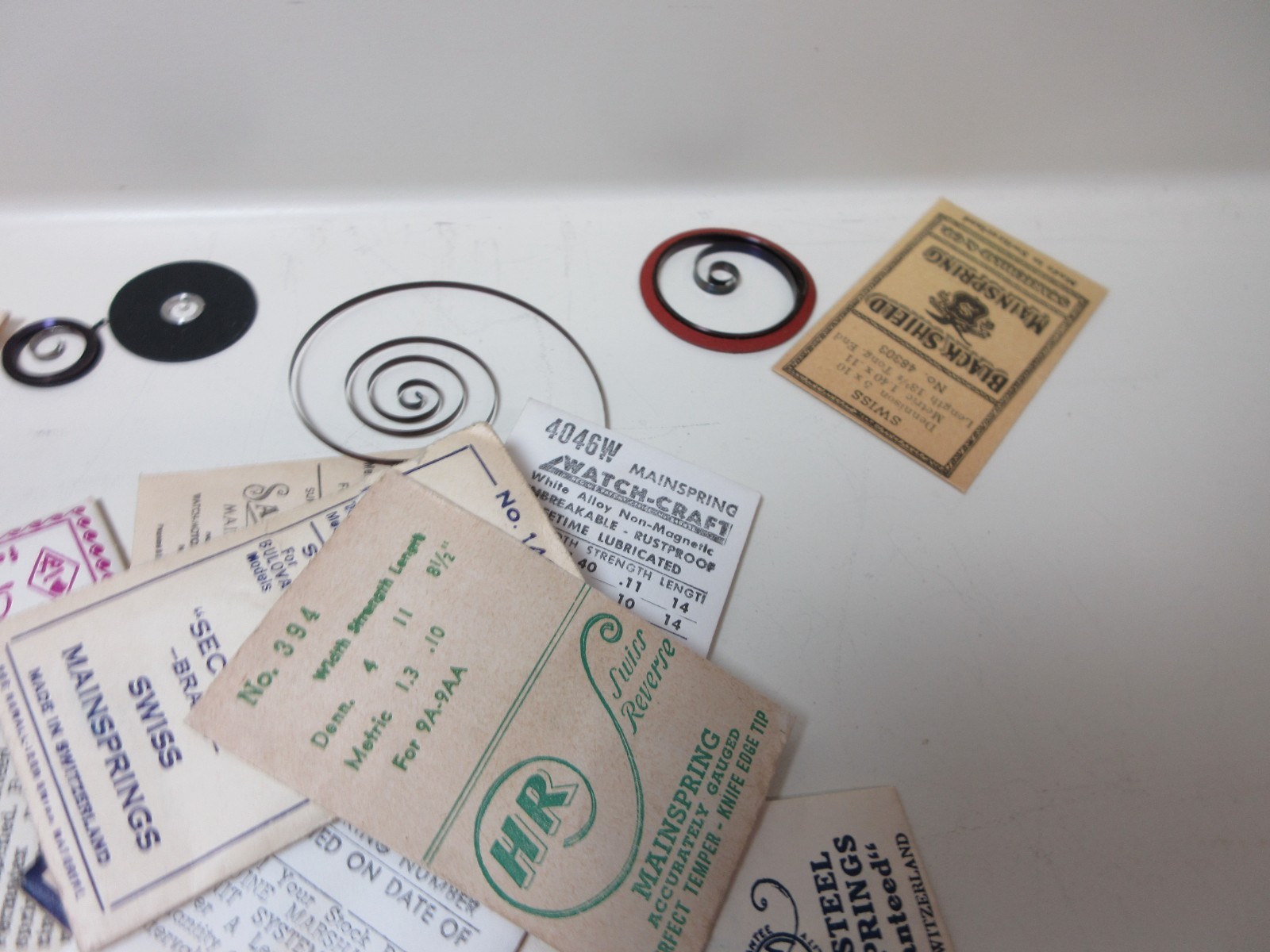 VINTAGE LOT OF 75 WATCH MAIN SPRINGS WATCHMAKER REPLACEMENT PARTS # 2