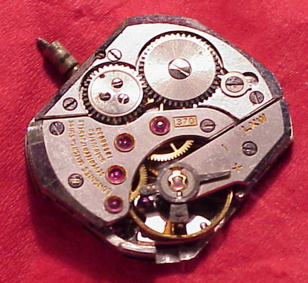 VINTAGE LONGINES 17 JEWEL CAL. 370 WRISTWATCH MOVEMENT with HANDS Good balance