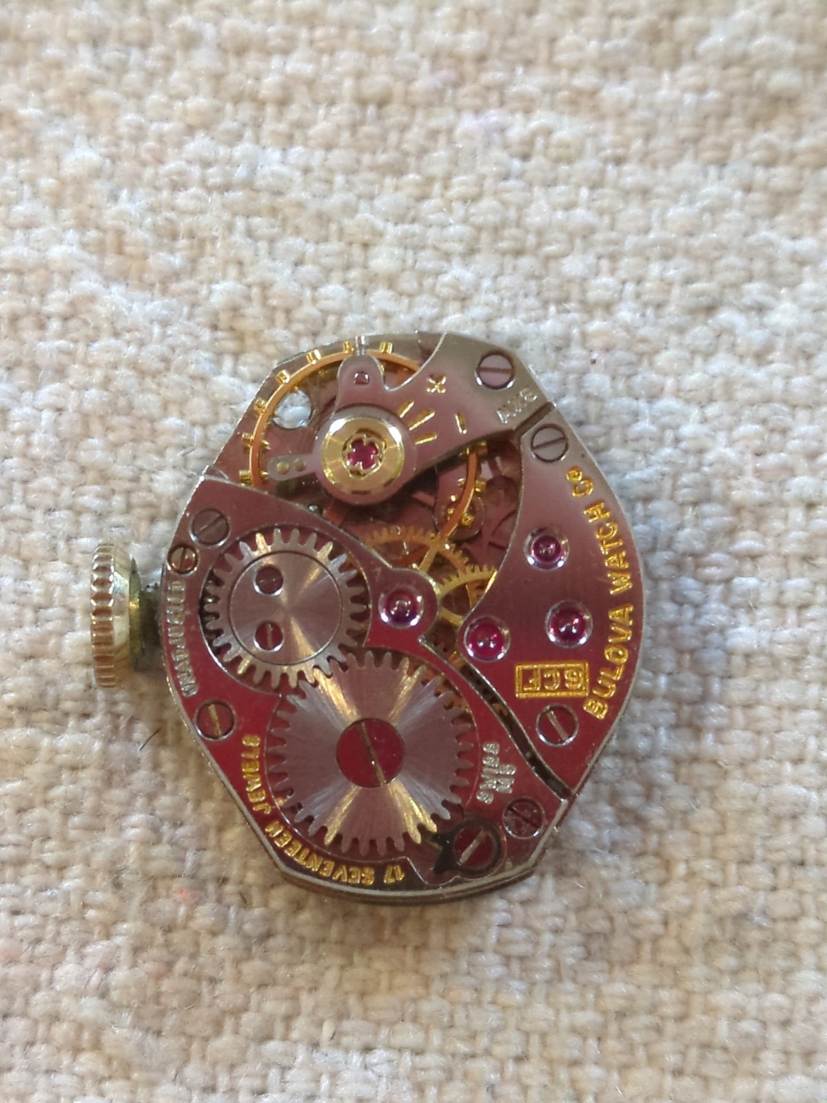 Lot of 9 Vintage Ladies Dress Watch Movements For Parts or Repairs. See Pictures
