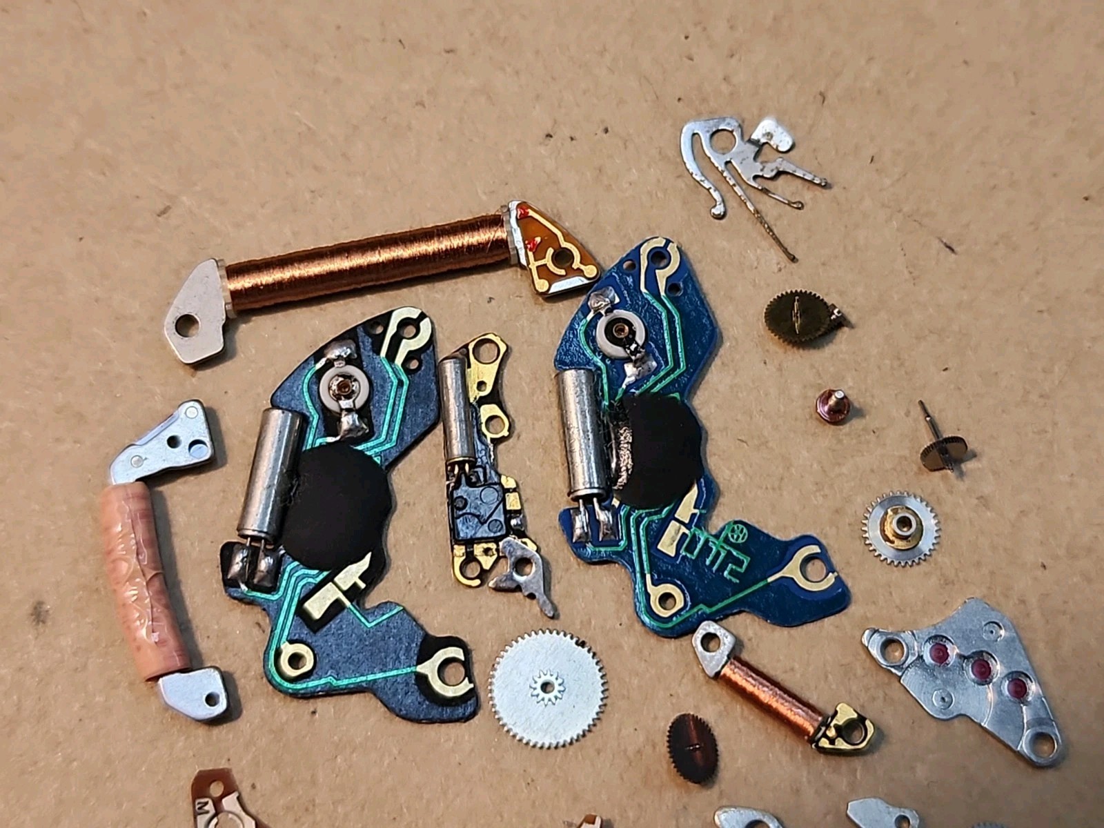 Lot Of Mixed NOS Circuits Coils Quartz Watch Movement Parts Repairs Spares