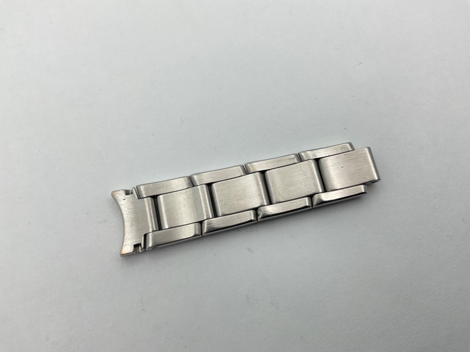 Ladies Movado 85-G4-825 CONTINUOUS Partial Band 85 G4 825 Stainless Steel gold