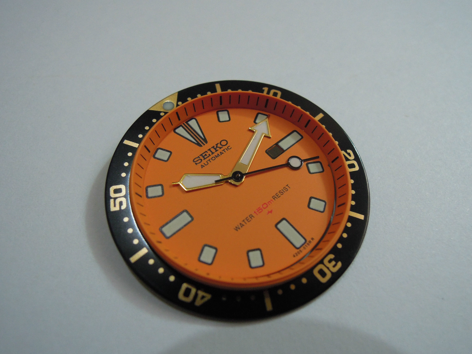 NEW ORANGE DIAL,HANDS, BLACK/GOLD INSERT MEDIUM DIVERS 4205-0150/0156 WATCH
