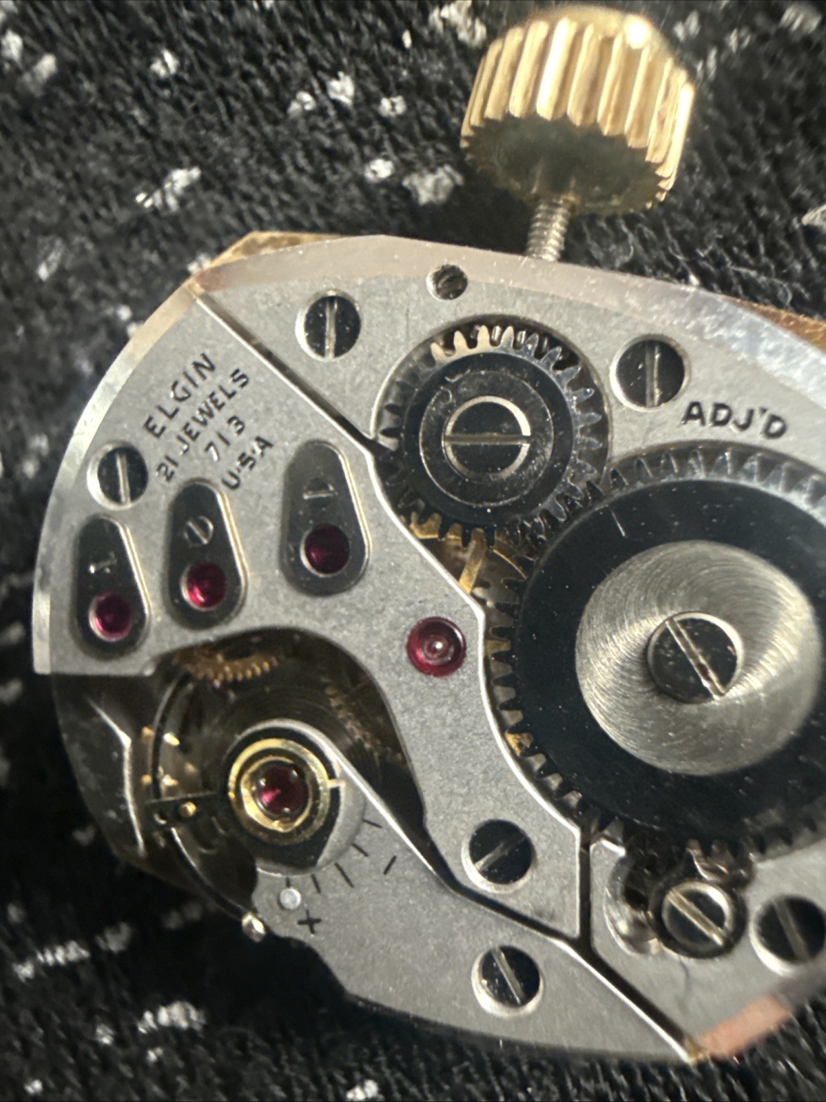 ELGIN WATCH CO SHOCKMASTER 21 JEWELS 713 USA MOVEMENT (MP1047401)