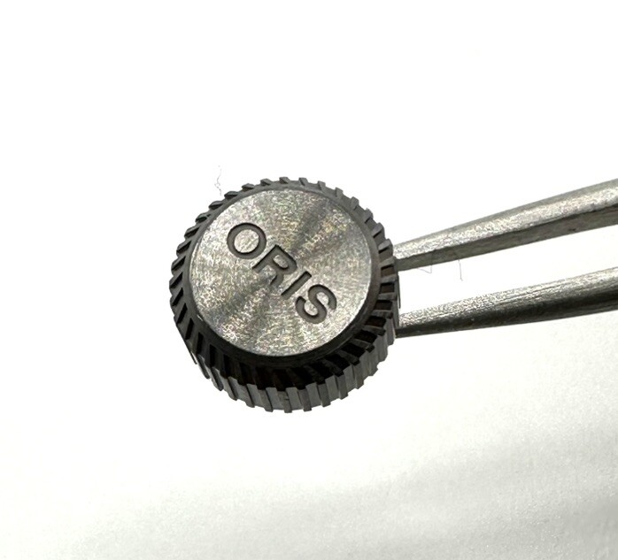 New Genuine Oris Pro-Pilot Air Racing 8.0mm Black Screwdown Crown Part