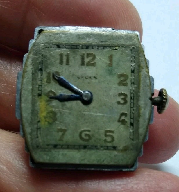 Rare 1920’s GRUEN GUILD 812 Movement Mid Case Hands Running