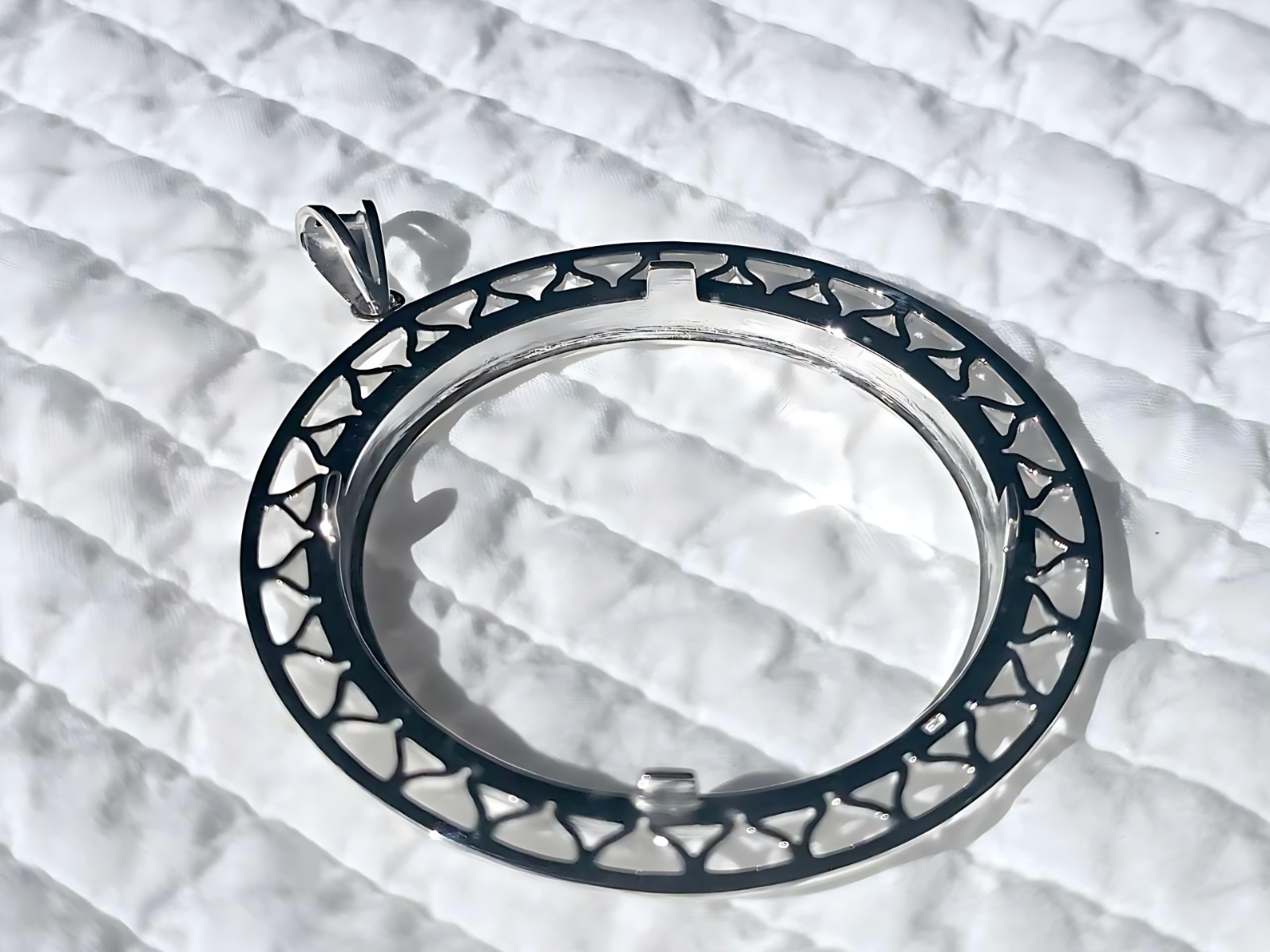 925 Sterling Silver Prong Back Filigree Edge Bezel for 41mm 1 oz Coins