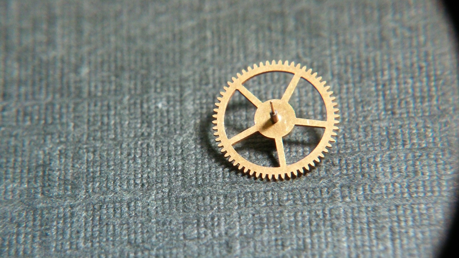Movado 470 224 fourth wheel, watch part for repair