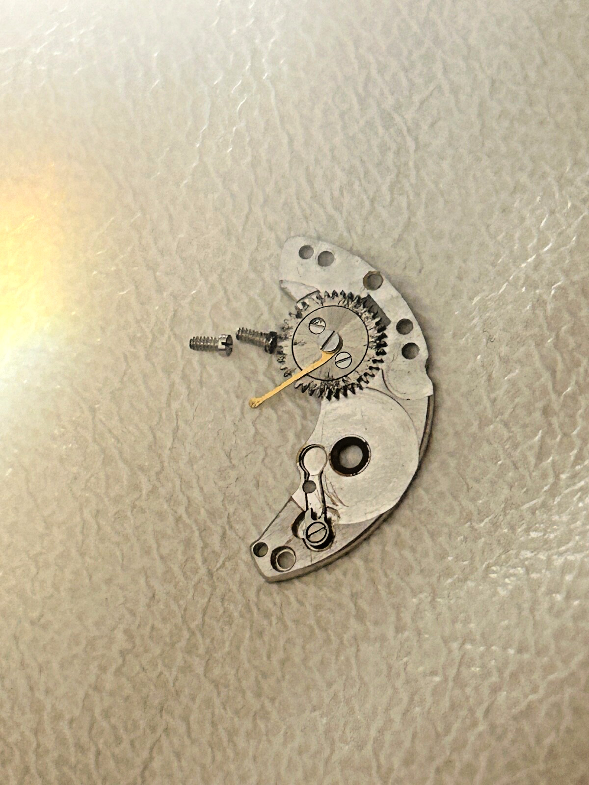 ROLEX 1570 Barrel Bridge Cod 7822 Cal 1525, 1530, 1556, good condition + screws