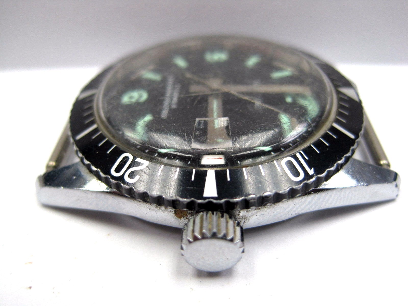 Antique Gents Vogue Date Stainless Steel Wrist Watch 29 mm, 17 jewels 5ATM