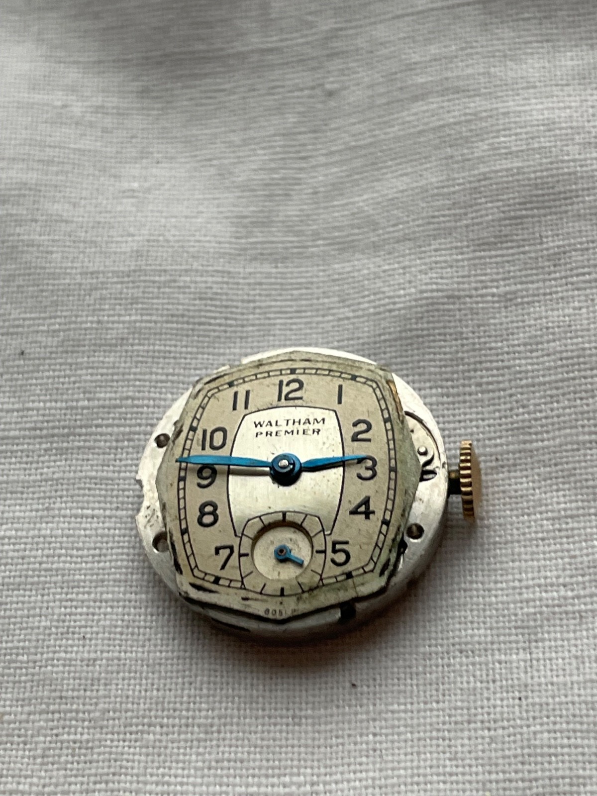 Waltham Premier – movement for women watches RUNS